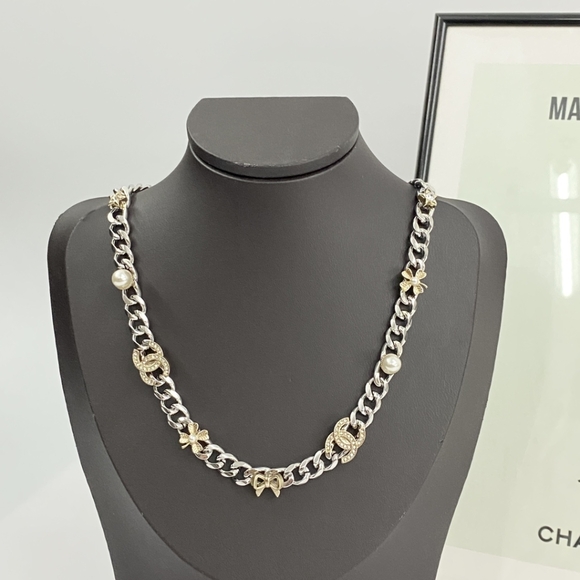 Chanel necklace - Picture 6 of 9